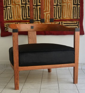 fauteuil 1945 en bois de veine et ébène